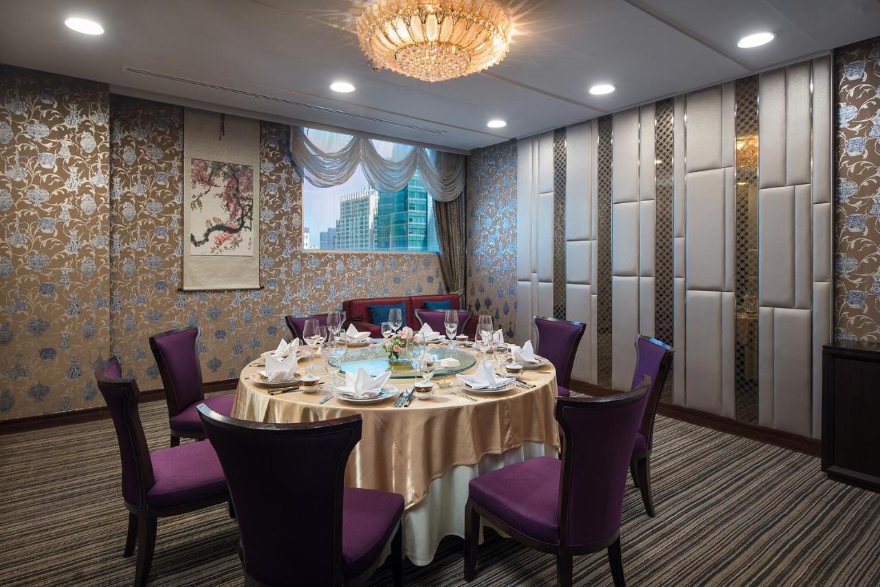 The Berkeley Hotel Pratunam Бангкок Экстерьер фото Private dining room